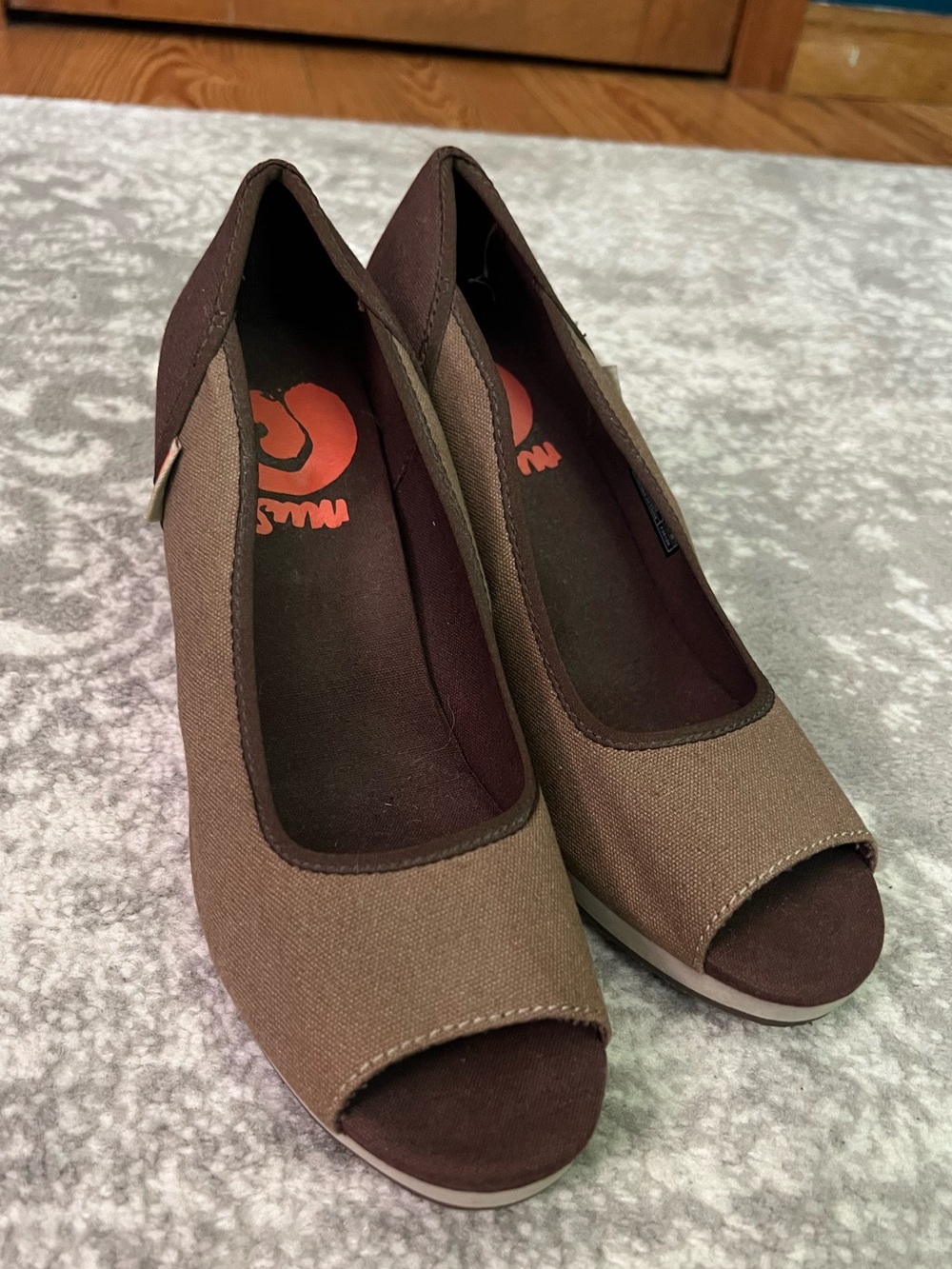 Teva Mush Promenade Open Toe Wedges Two Tone Brown 9.5 - Picture 2 of 9